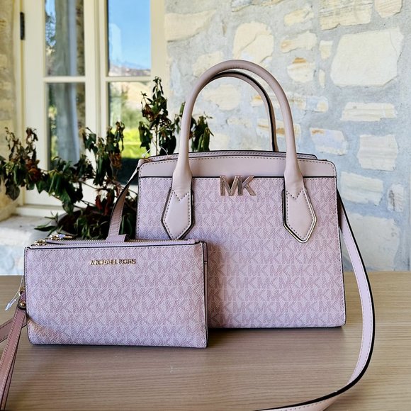 Michael Kors Mercer MD Messenger/ Jet Set Travel LG Double Zip Wristlet BALLET - Picture 1 of 15
